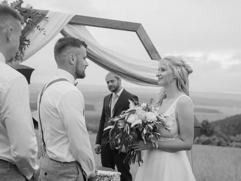 Svatební fotograf - Fotografie č. 17