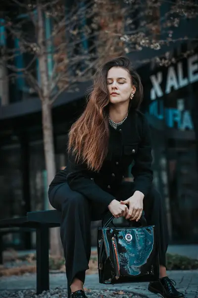 Ženský portrét - Fotografie č. 11