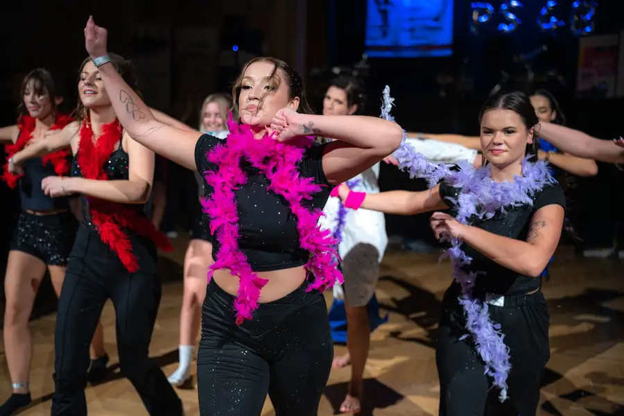 Fotograf maturitních plesů Petr Skopal - Fotografie č. 7