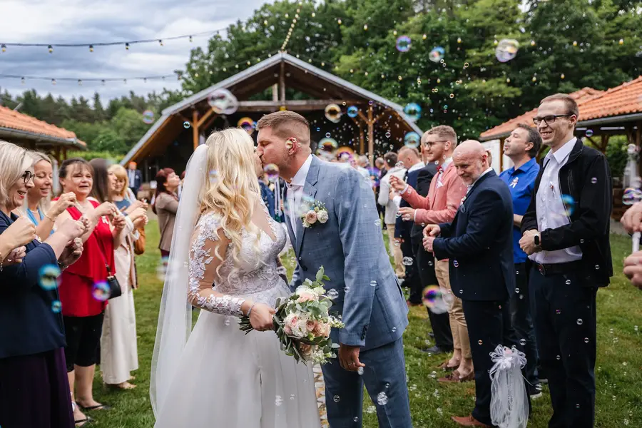 Svatební fotograf Lucie Surá - Fotografie č. 2