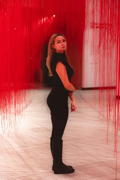 Ženský portrét - Fotografie č. 7