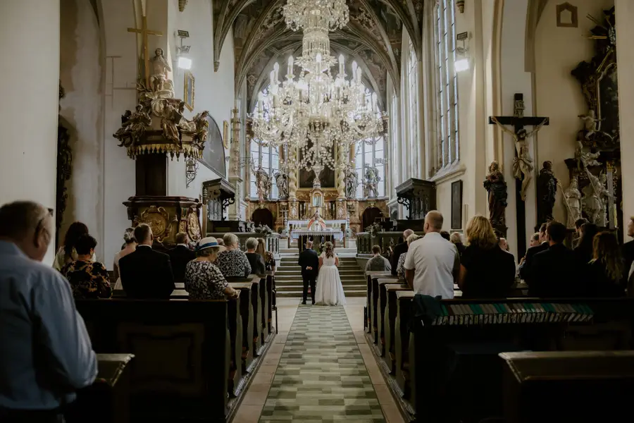 Na skok   , Jen obřad a portrét - Fotografie č. 1