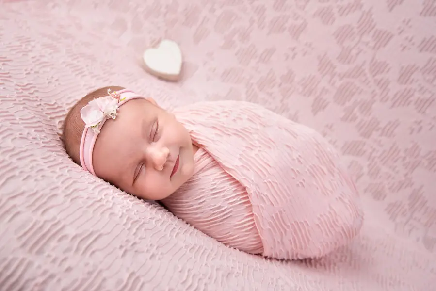 Newborn focení v ateliéru, Newborn focení - Fotografie č. 10