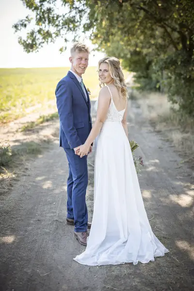Intimní Vzpomínky: Focení Obřadu a Klíčových Okamžiků, Jen obřad a portrét - Fotografie č. 4