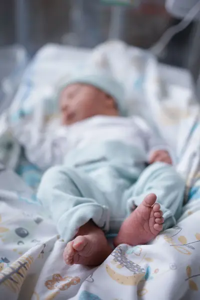Lifestylové focení v porodnici (Fresh 48), Newborn focení - Fotografie č. 3