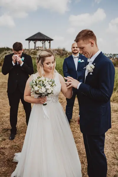 Svatební půl-den, Celodenní focení - Fotografie č. 18