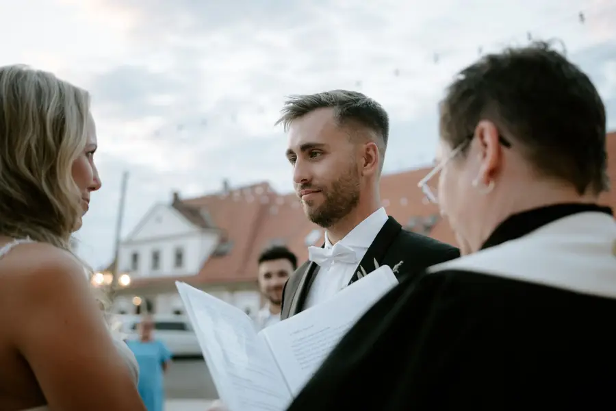 Na skok   , Jen obřad a portrét - Fotografie č. 3