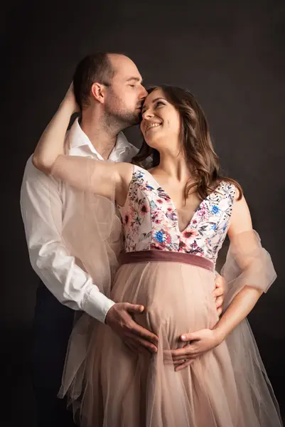 Těhotenské focení Helen Bui - Fotografie č. 7