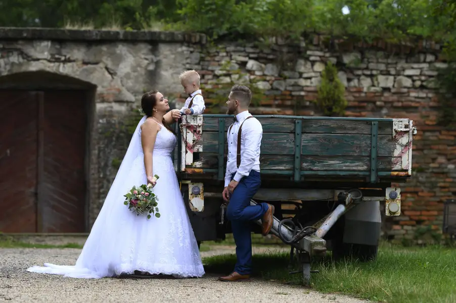 Svatební fotograf - Fotografie č. 9