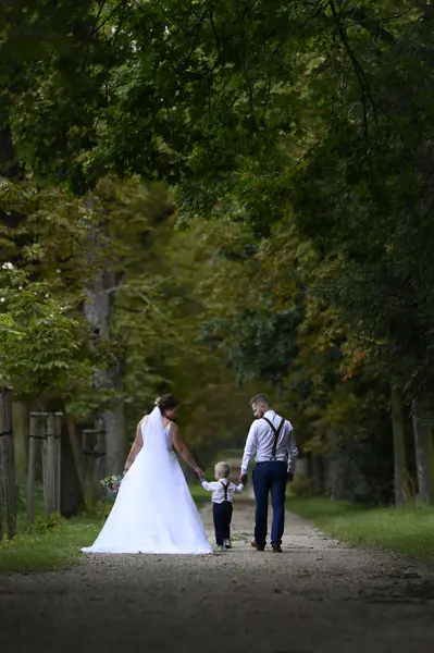 Svatební fotograf - Fotografie č. 12