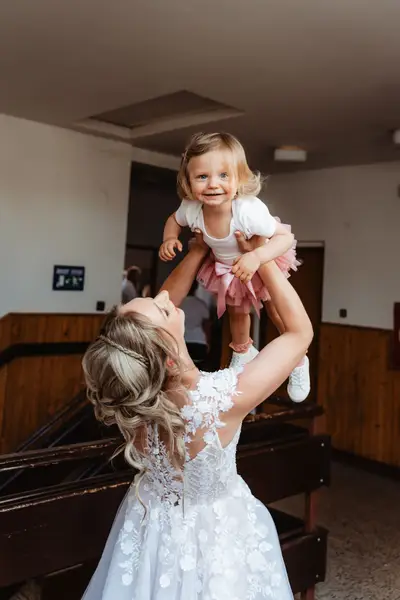 Svatební fotograf Bára Verešová - Fotografie č. 7