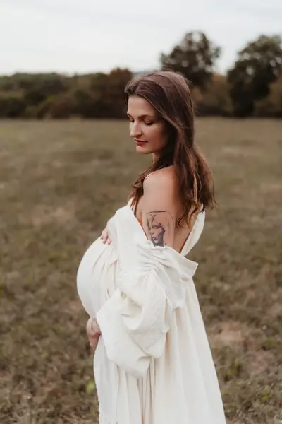 Těhotenské focení Bára Verešová - Fotografie č. 2