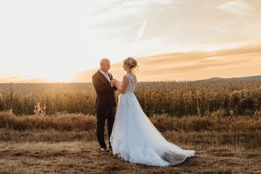 Svatební fotograf Bára Verešová - Fotografie č. 2