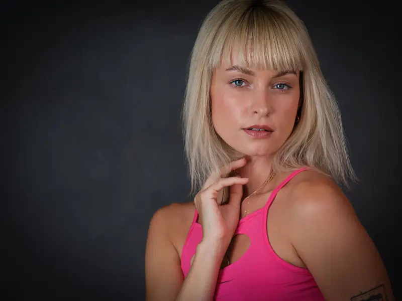 Ženský portrét - Fotografie č. 2