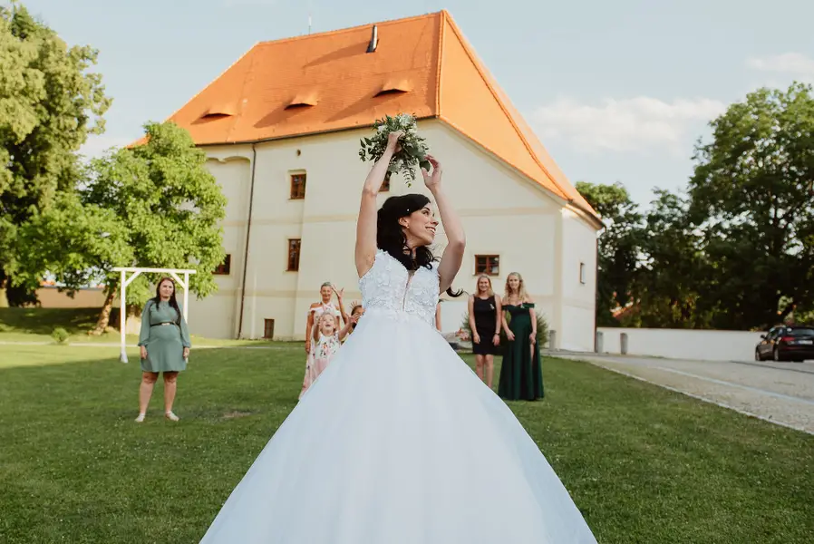Svatební fotograf Nikola Farny - Fotografie č. 2