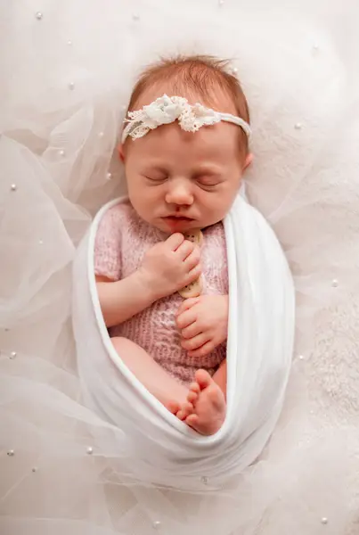 Newborn focení Iveta Ondráčková - Fotografie č. 5