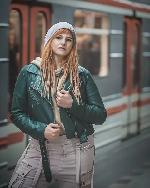 Ženský portrét Roman Brandl - Fotografie č. 7