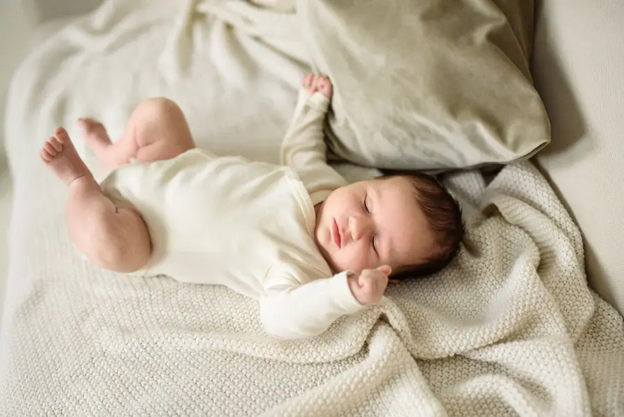 Newborn focení Anna Lenčéš - Fotografie č. 3