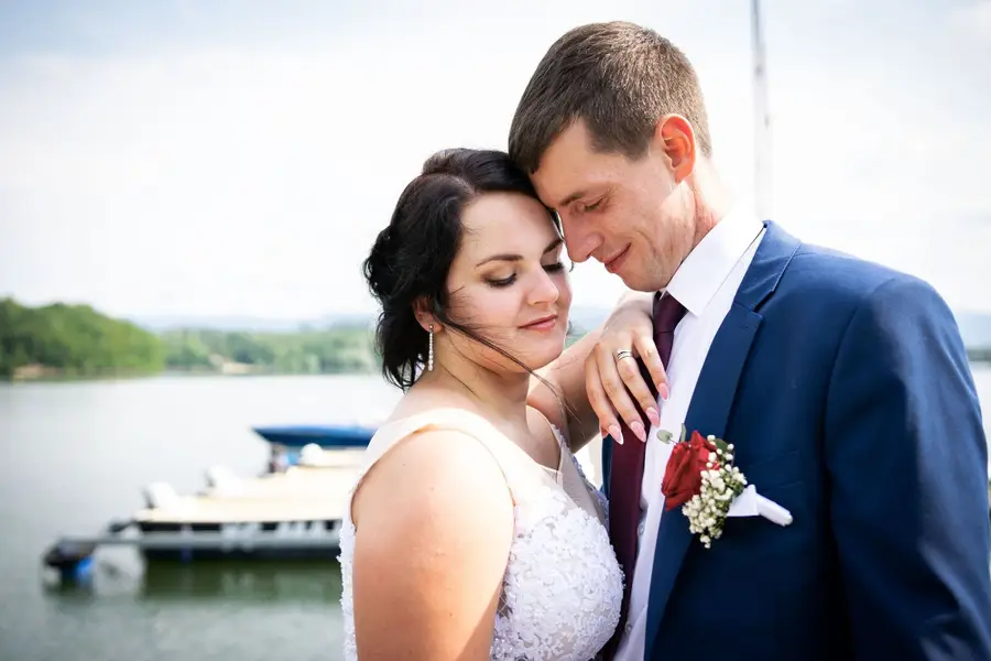 Svatební fotograf Denisa Ogurčáková - Fotografie č. 1