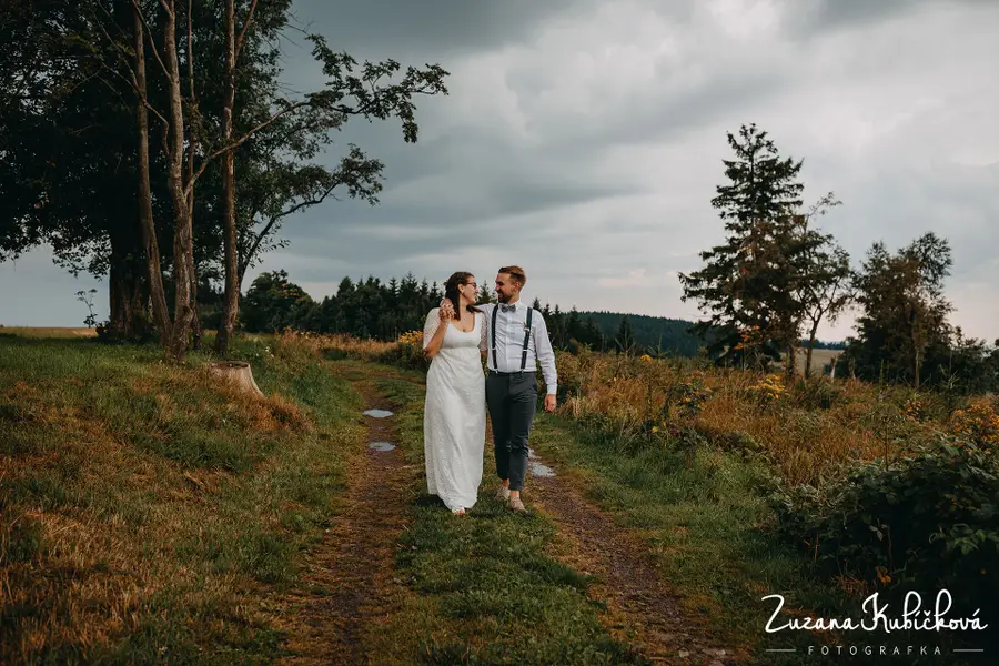 Svatební fotograf Zuzana Kubíčková - Fotografie č. 3