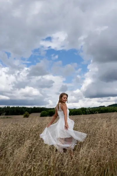 Ženský portrét Oksana Smola - Fotografie č. 4