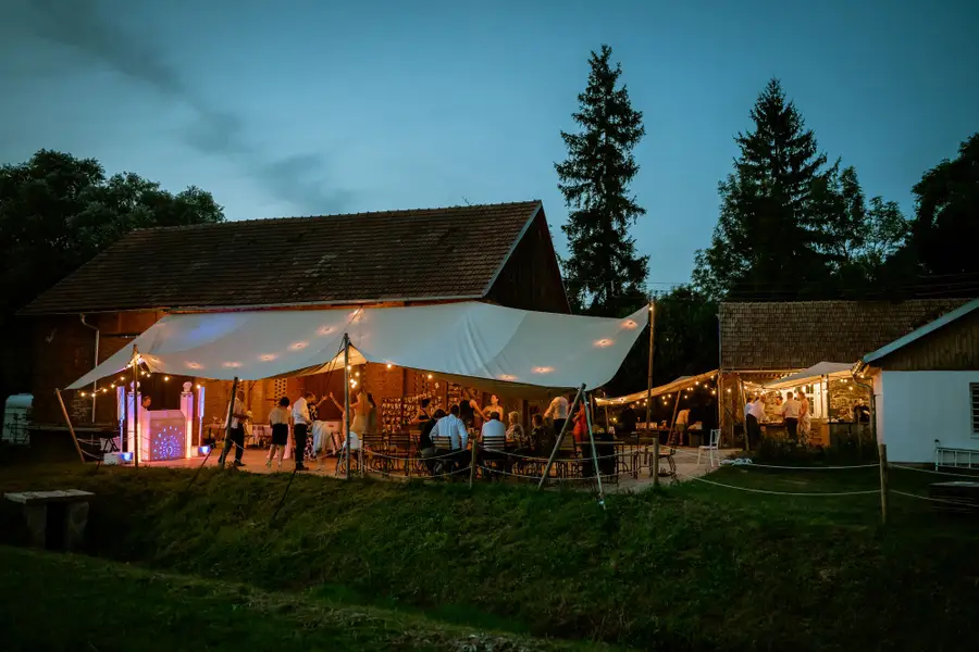Svatební fotograf Jindřich Zetík - Fotografie č. 8
