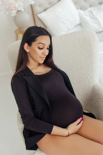Těhotenské focení Petra Popadincová - Fotografie č. 2