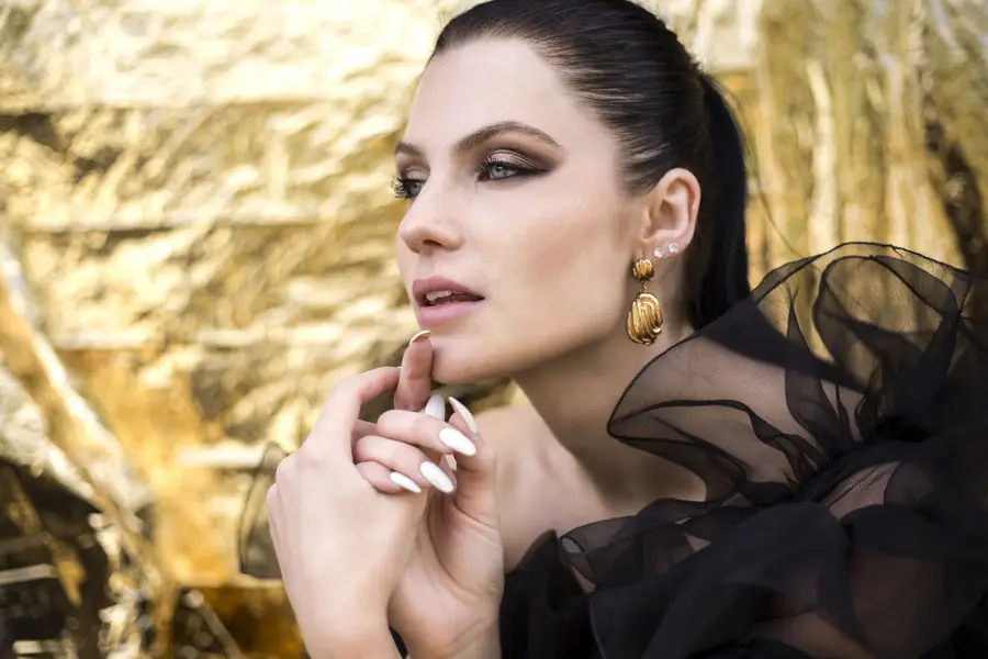 Ženský portrét Martina Kolaříková - Fotografie č. 5