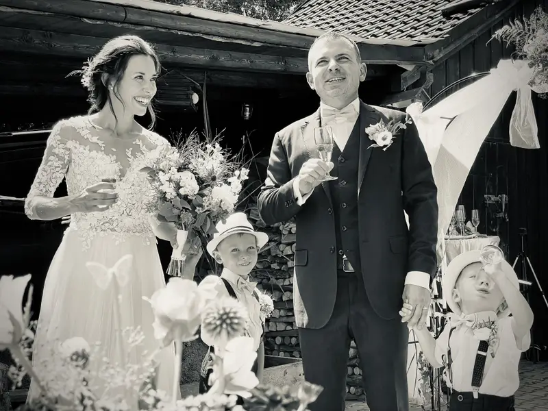 Svatební fotograf Lucie Chlumská - Fotografie č. 1