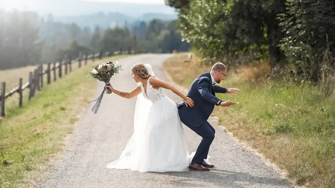 Svatební kameraman Luboš Konečný - Fotografie č. 8