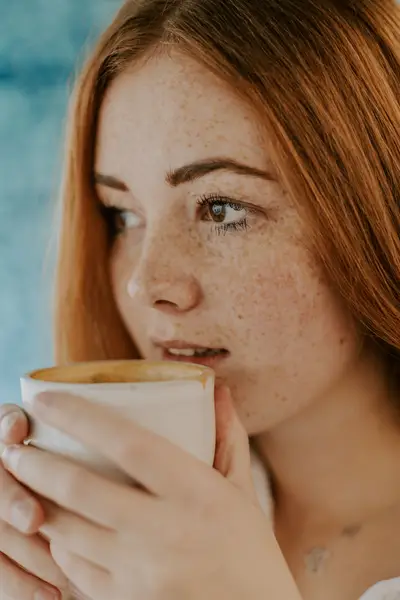 Ženský portrét - Fotografie č. 13