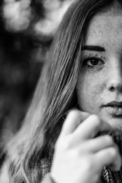 Ženský portrét - Fotografie č. 10