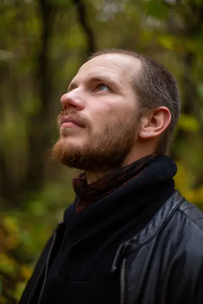 Mužský portrét - Fotografie č. 7