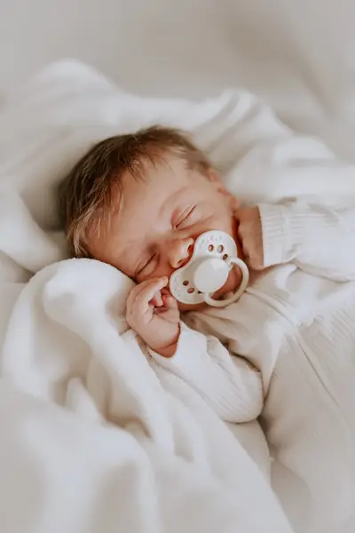 Newborn focení - Fotografie č. 7