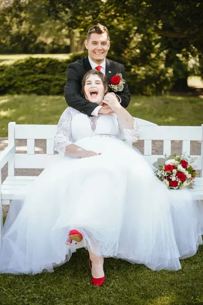 Svatební fotograf Sarah Kuhnová - Fotografie č. 2