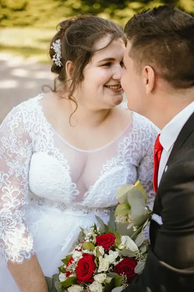 Svatební fotograf Sarah Kuhnová - Fotografie č. 5