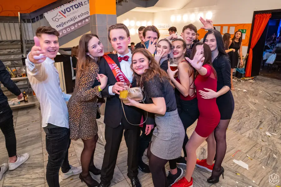 Focení maturitních plesů - Fotografie č. 4