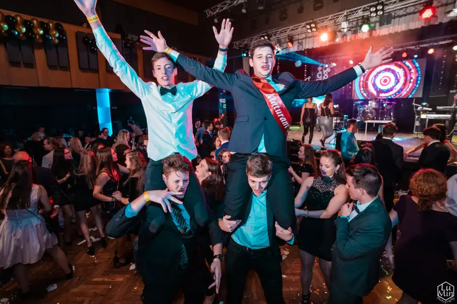 Focení maturitních plesů - Fotografie č. 7