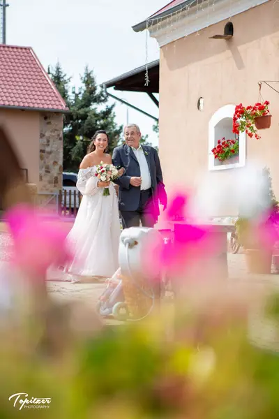Svatební fotograf - Fotografie č. 12