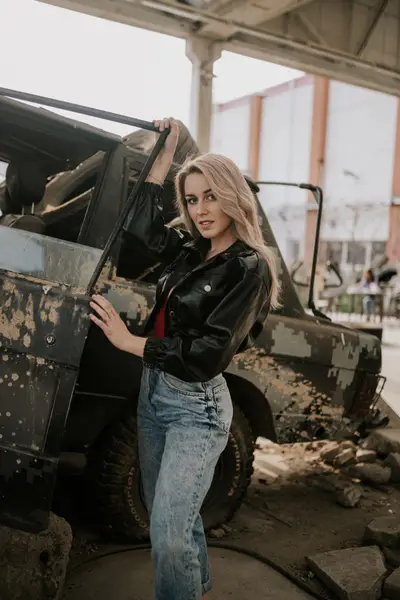 Ženský portrét - Fotografie č. 20
