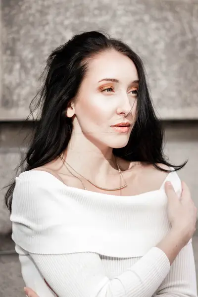 Ženský portrét - Fotografie č. 7
