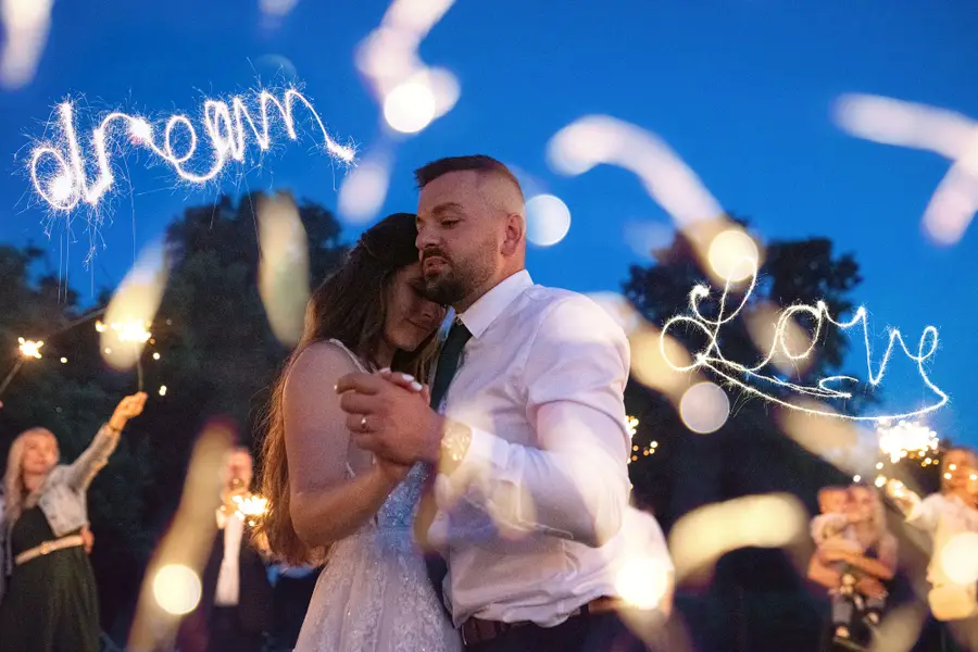 Svatební fotograf - Fotografie č. 21