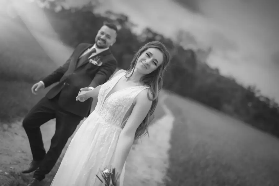 Svatební fotograf - Fotografie č. 17