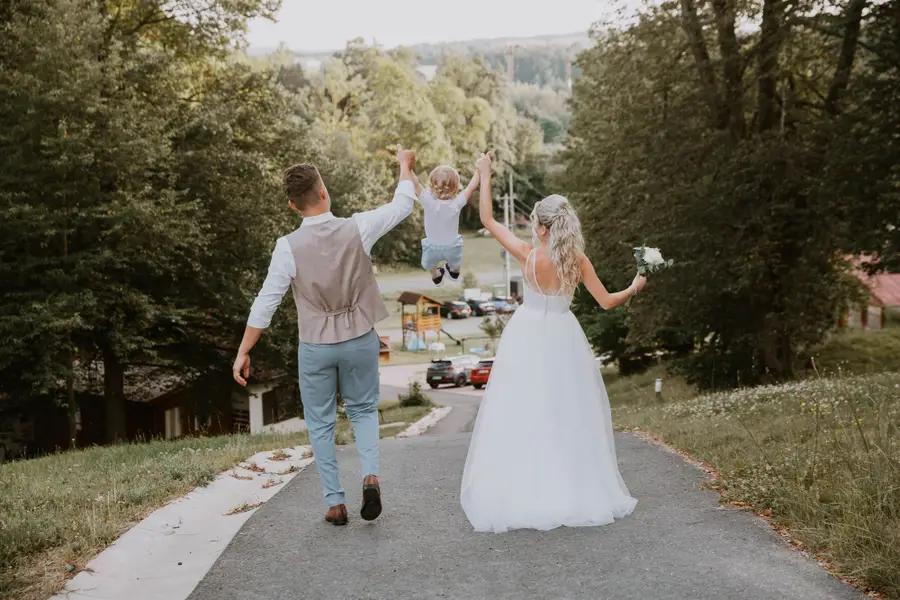 Svatební fotograf Kristýna Junková - Fotografie č. 2