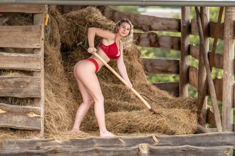 Ženský portrét Eduard Goričev - Fotografie č. 9