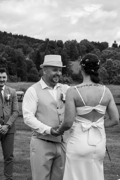 Svatební fotograf Barbora Houšková - Fotografie č. 9