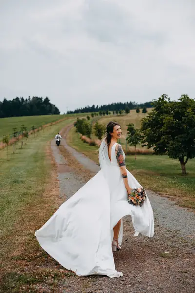 Svatební fotograf - Fotografie č. 11