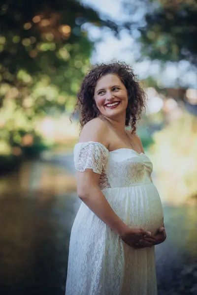 Těhotenské focení Klára Lipertová - Fotografie č. 3