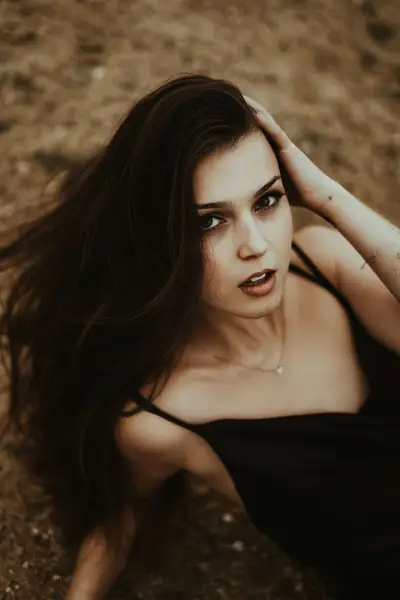 Ženský portrét - Fotografie č. 6
