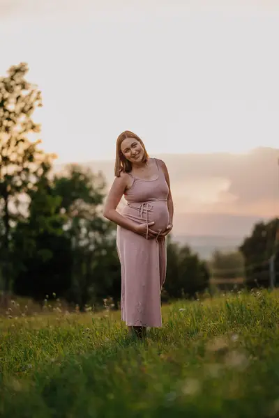 Těhotenské focení Barbora Ludvíková - Fotografie č. 3